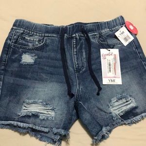 NWT pull on women’s shorts